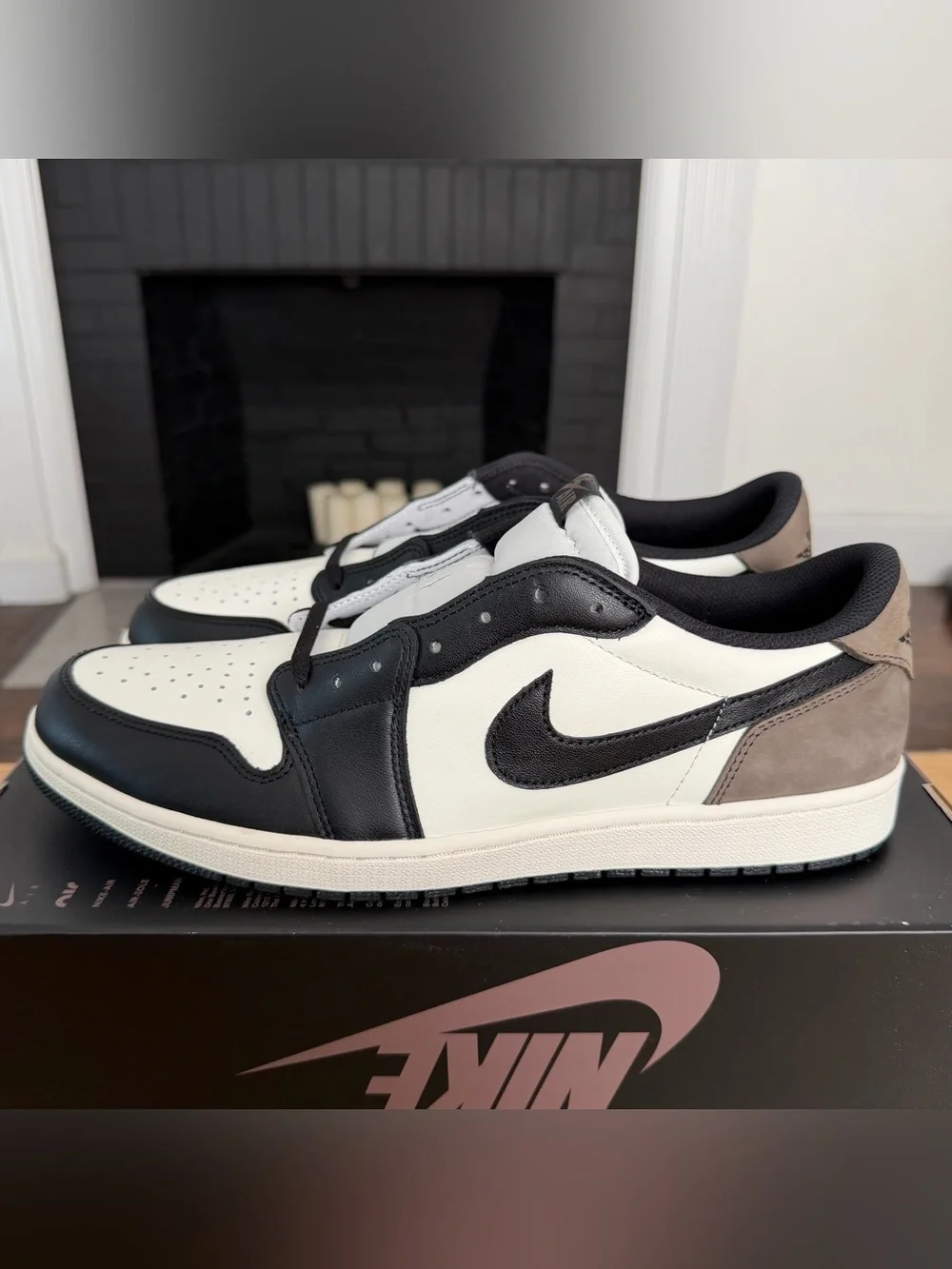 Air Jordan 1 Retro Low “Mocha” - Mens Size 15 - (CZ0790-102)